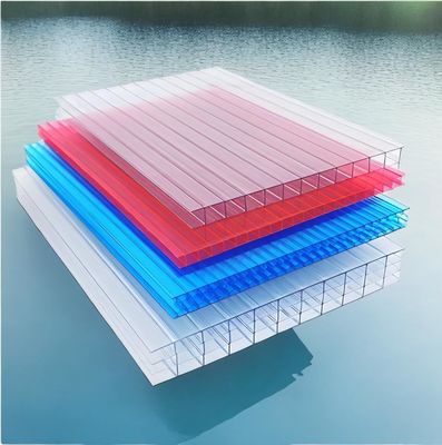 Un buon prezzo. SGS certificato resistente alle intemperie policarbonato PC 3-4 Twin Wall Hollow Green Sheet con anti-UV in linea