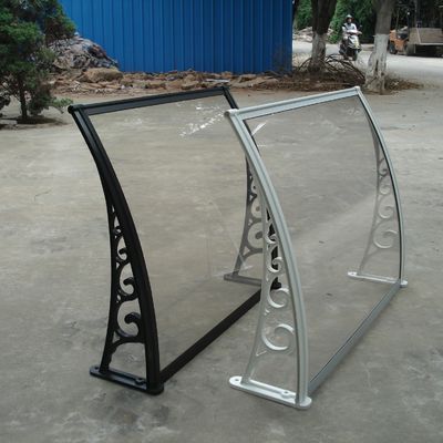 Un buon prezzo. Avvolgimento di fogli solidi in policarbonato resistenti al giallogno, alla crepa e al sbiadimento in linea