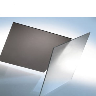 Un buon prezzo. Pannelli di policarbonato ghiacciato solido da 10 mm resistenti agli graffi 1200 mm*2440 mm in linea