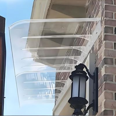 Creare un elegante e moderno look invisibile DIY PC Canopy con policarbonato termoformato