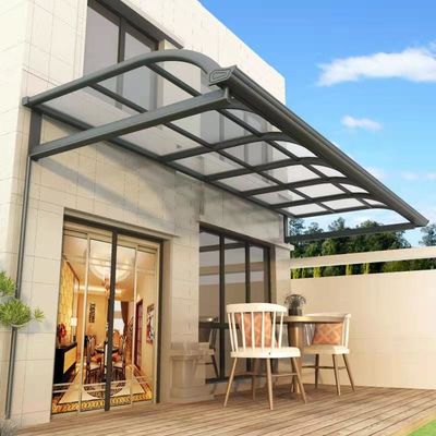 Crea il patio dei tuoi sogni con una tenda in policarbonato fai da te con telaio in alluminio resistente alle intemperie e personalizzabile