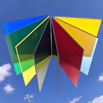 Fogli solidi di policarbonato colorato altamente versatili per le esigenze di costruzione di edifici
