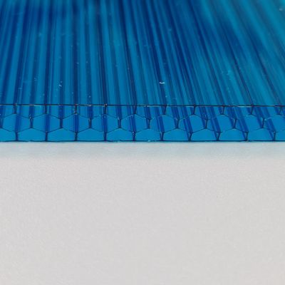 10mm Blu Policarbonato Foglio di favo di miele Dimensioni e colori personalizzabili Opzioni per adattarsi alle esigenze del progetto