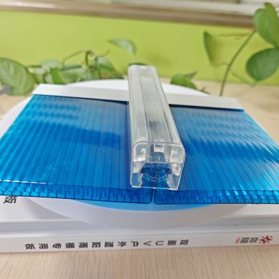 Lastra in policarbonato a nido d'ape con chiusura a U - Copertura leggera e resistente agli urti