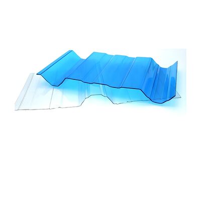 Un buon prezzo. Pannello ondulato in policarbonato flessibile in plastica largo 900 mm utilizzato per display pubblicitari e recinzioni protettive in linea