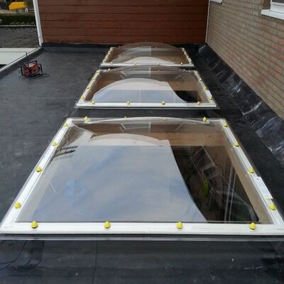 Luce di copertura in policarbonato, facile da installare e trasportare, dimensioni personalizzate disponibili, copertura di luce del tetto duratura