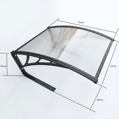 Un buon prezzo. Tettoia in policarbonato trasparente alveolare, staffa in plastica per tosaerba, facile installazione In linea